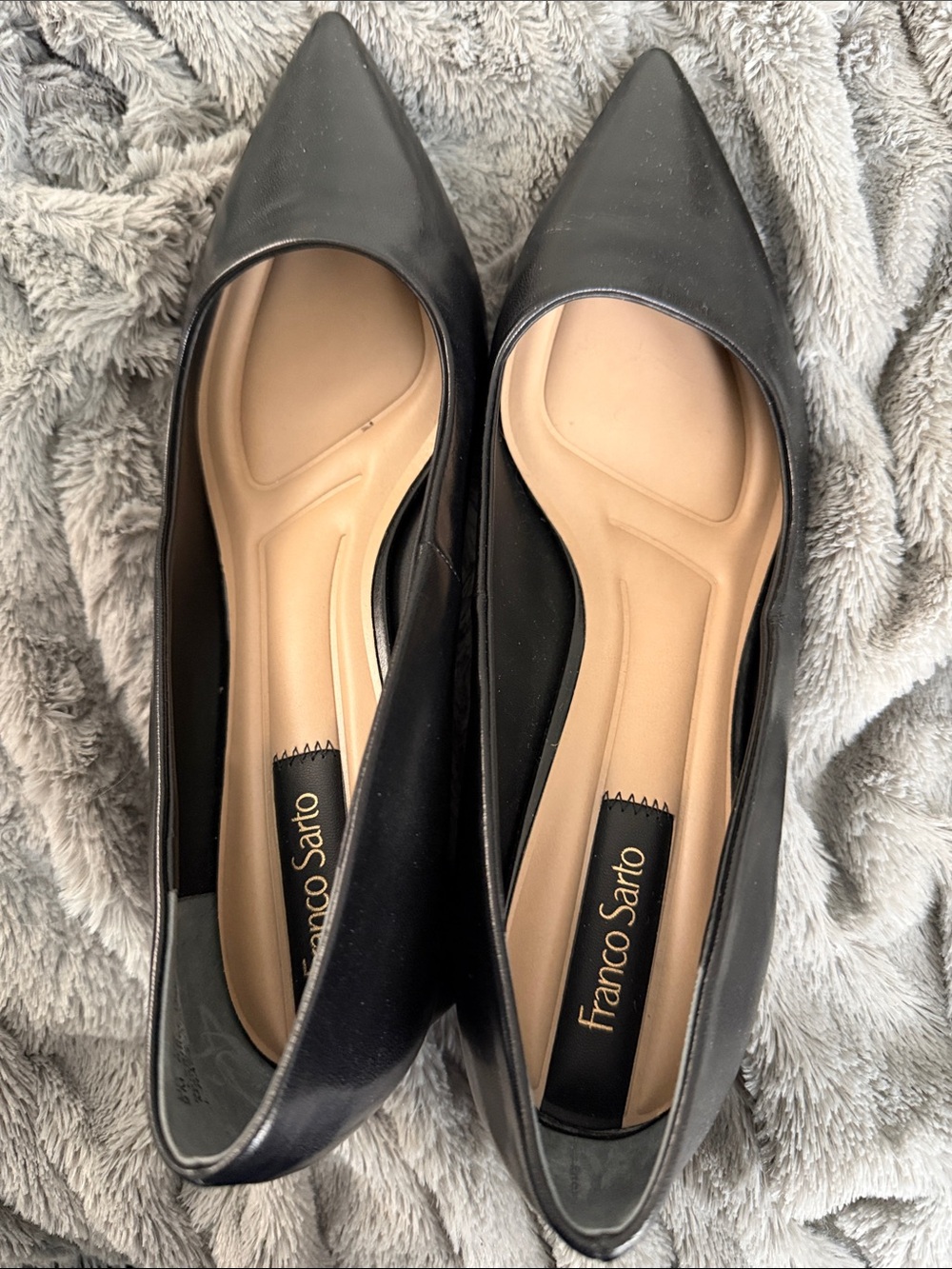 NWOB Franco Sarto Black Pointed-Toe Leather Flats 9